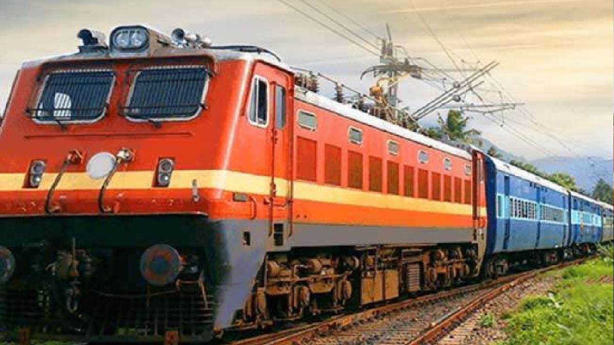 Independence Day 2022 पर दिल्‍ली में दो घंटे बंद रहेगा रेलमार्ग, मुरादाबाद से गुजरने वाले ये ट्रेनें होंगी प्रभावित