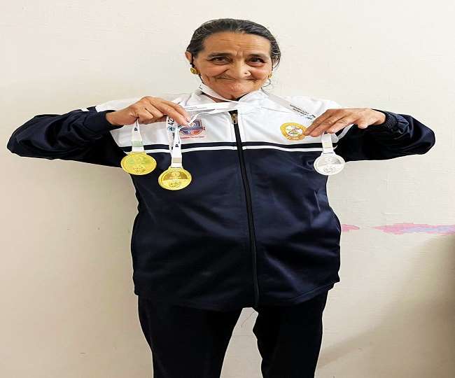 80 की उम्र में ताई की युवाओं सी फूर्ति, संतोष देवी ने जीते दो गोल्ड सहित तीन पदक