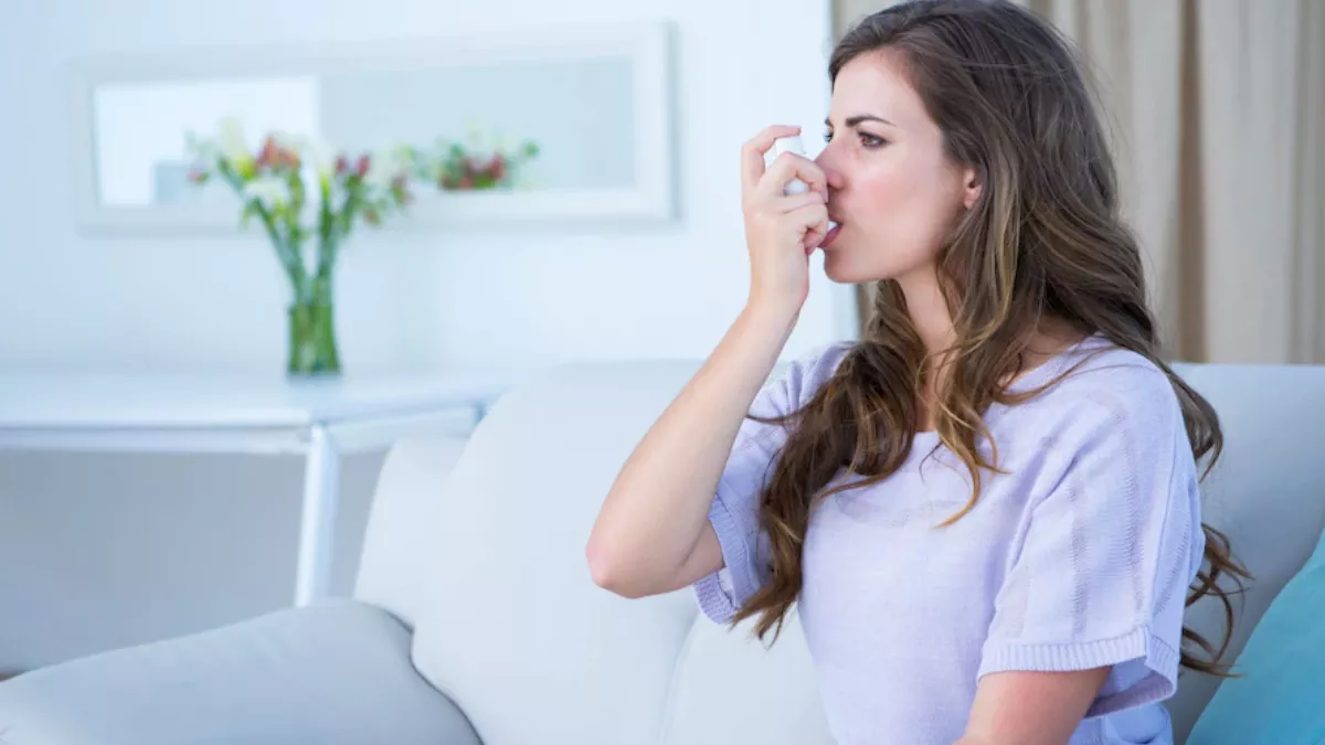 Tips for Asthma Patients: सर्दियों में अस्थमा के मरीज ऐसे रखें अपना ख्याल, नहीं तो बढ़ जाएगी परेशानी