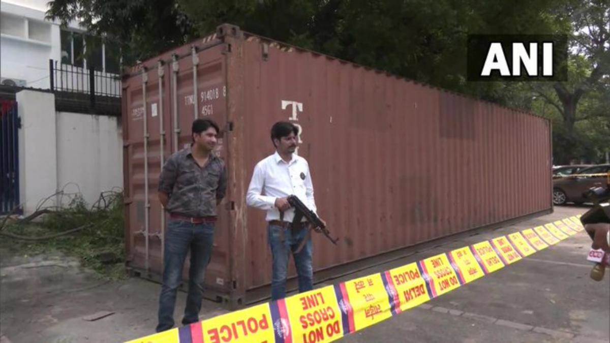 Delhi Crime: दिल्ली पुलिस स्पेशल सेल ने पकड़ी अब तक की सबसे बड़ी ड्रग की खेप, पाकिस्तान से निकला कनेक्शन