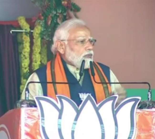 PM Modi In Varanasi : वाराणसी में पीएम नरेन्द्र मोदी बोले-सबका साथ सबका विकास सिर्फ नारा नहीं, यह हमारा कमिटमेंट