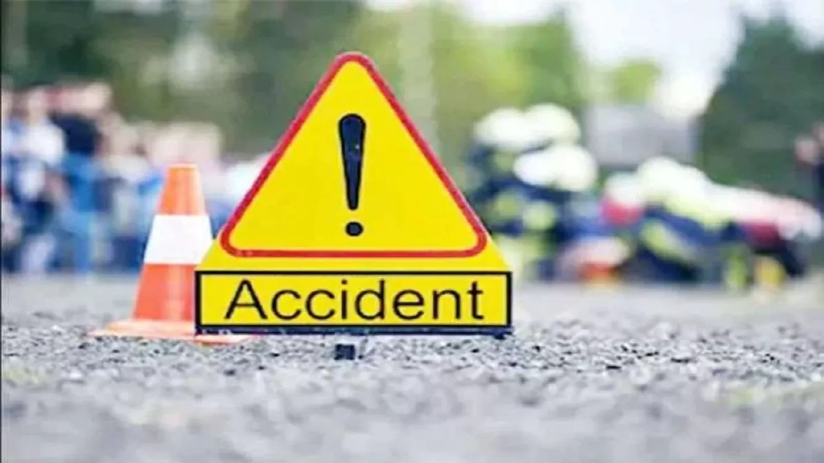 Odisha Road Accident: सड़क किनारे पेड़ से टकराई तेज रफ्तार कार, चार की मौत, एक गंभीर रूप से घायल