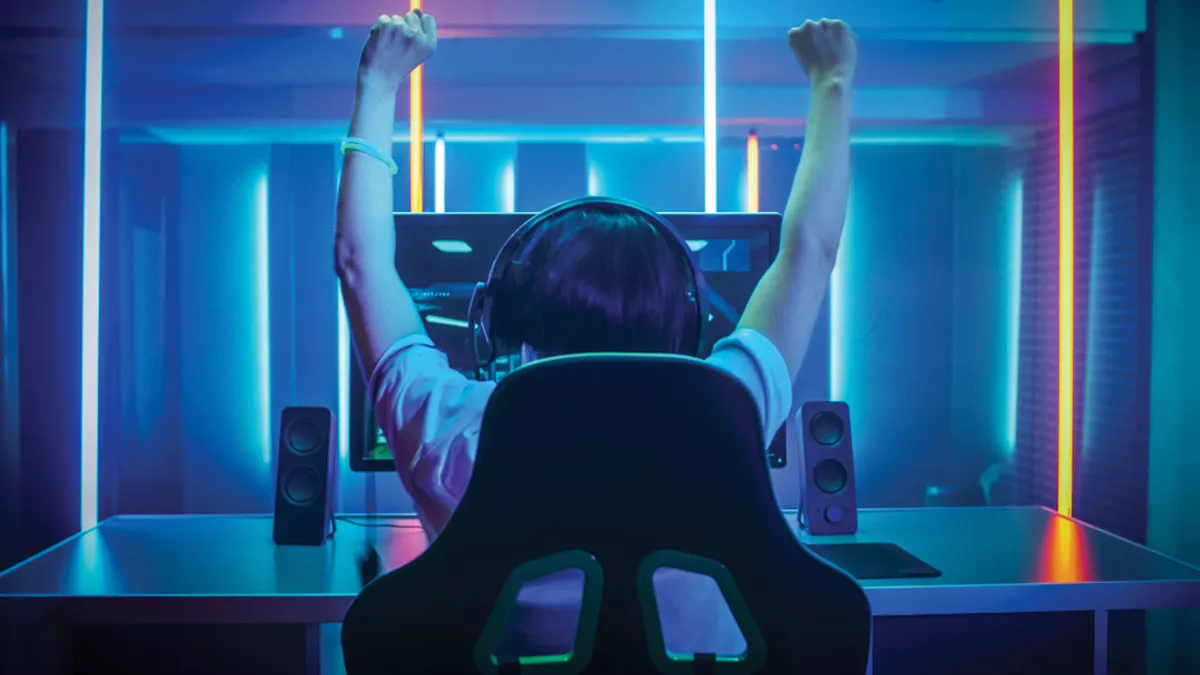 इलेक्ट्रॉनिक्स और IT मंत्रालय के नियम: ऑनलाइन गेमिंग सेक्टर और गेमर्स के लिए टर्निंग पॉइंट?