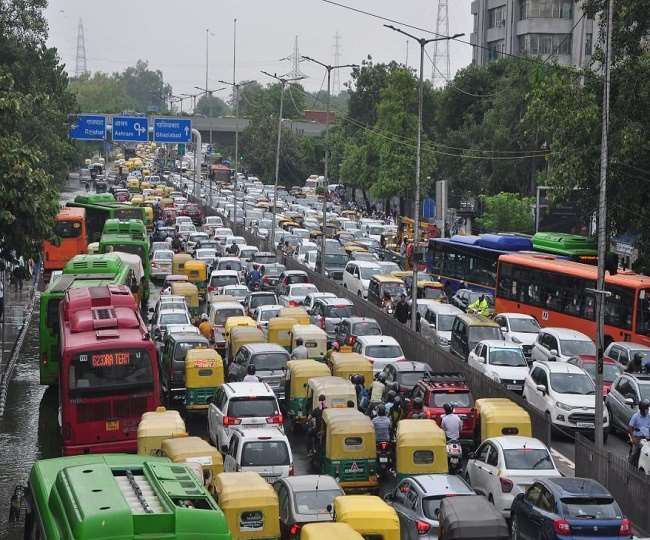 बुधवार तक खुल जाएंगे दिल्ली के सभी बार्डर, अगले 24-48 घंटे में सामान्य हो जाएगा यातायात