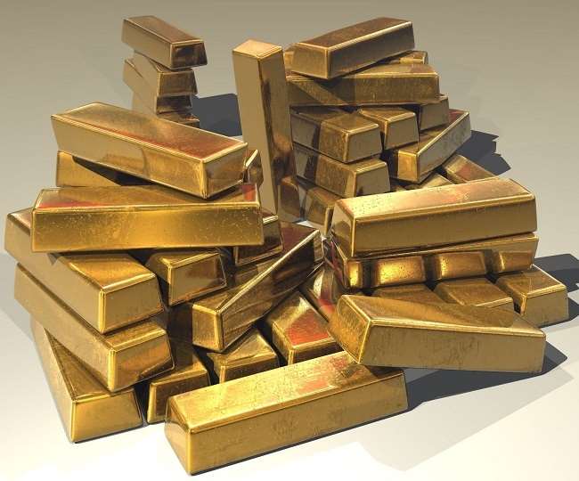 Gold Futures Price Today: सोने के दाम में भारी गिरावट, चांदी भी हुई काफी सस्ती, जानिए क्या रह गए हैं रेट