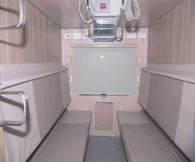 Railways News: अब सभी कोचों में बढ़ेंगी इकोनामी सीटें, पुख्ता सुरक्षा के साथ सस्ता होगा सफर