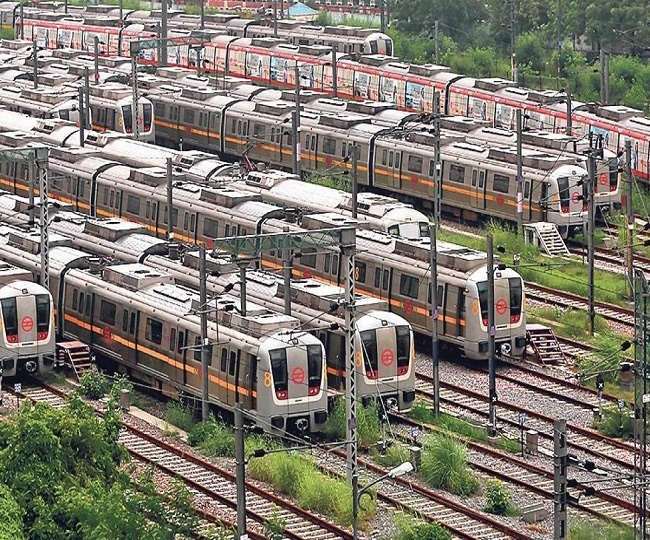 Delhi Metro: अब कुछ दिन ही शेष, दे दें मेट्रो रेल को उनके खास-खास सवालों का जवाब
