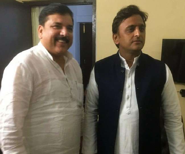 सपा अध्यक्ष अखिलेश यादव से मिले आम आदमी पार्टी के नेता संजय सिंह, दोनों दलों में गठबंधन की चर्चा तेज