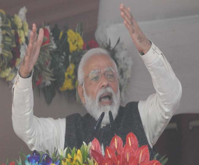 प्रधानमंत्री मोदी ने 2014 में नतमस्तक होकर गोरखपुर में लिया था संकल्प, 2021 में सीना ठोंककर पूरा किया वादा